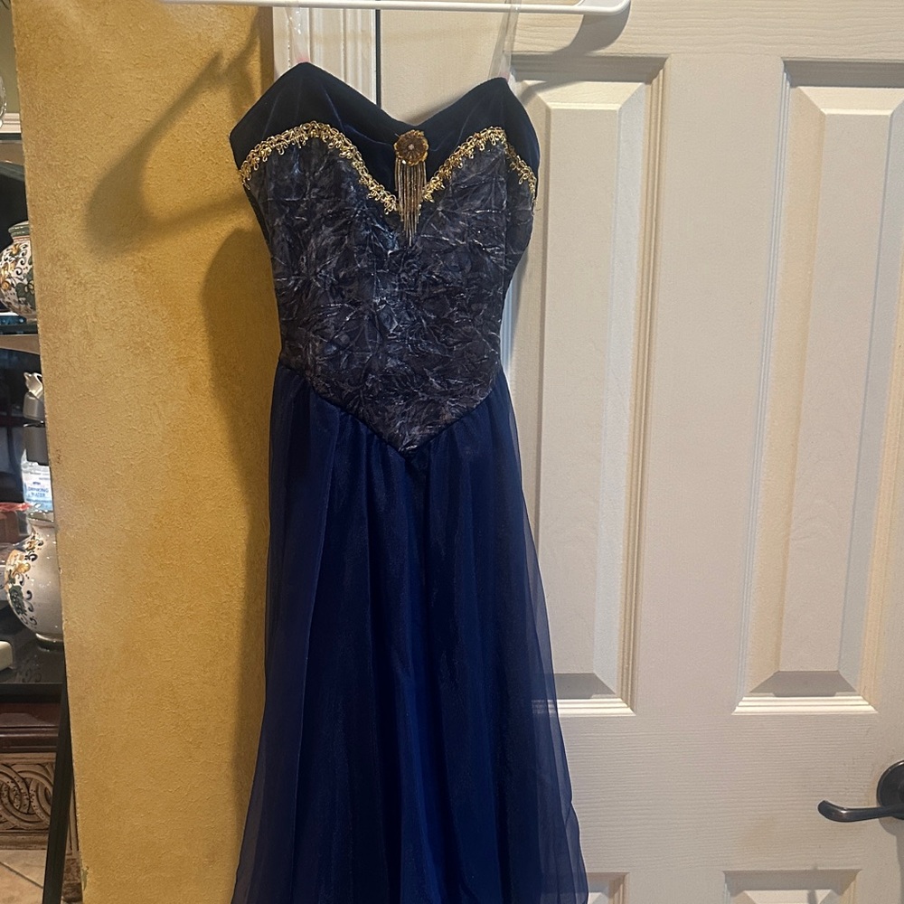 Elegant Blue Strapless Gown with Gold Accents. Costume dress. Petite size L